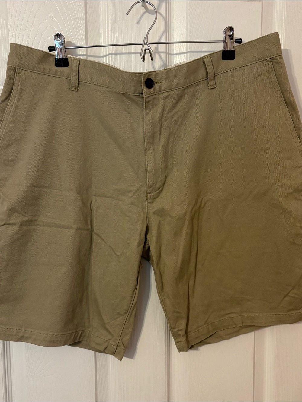 Dockers Dark Khaki Flat-Front Men's Shorts